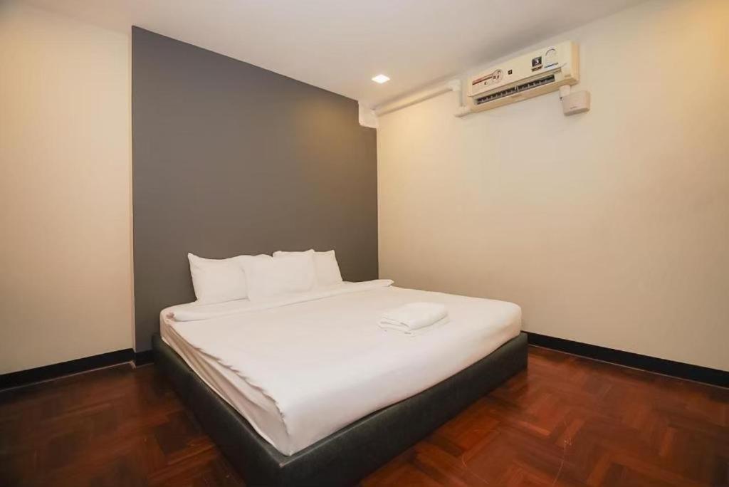 Go Inn Silom Bts St Louis V โกอินน์ สีลม 2 Bangkok Luaran gambar