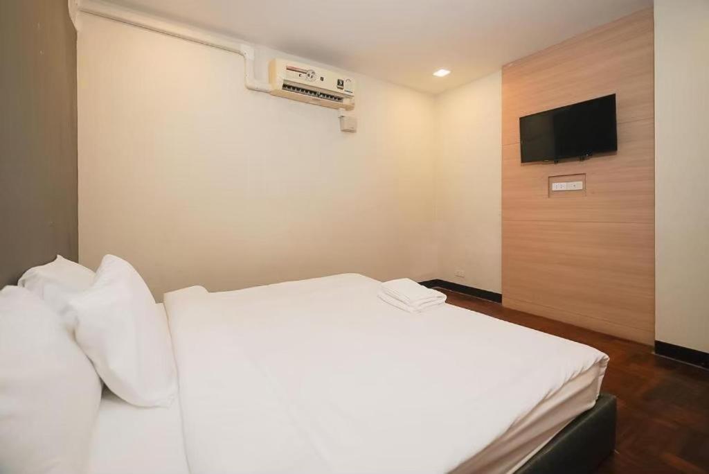 Go Inn Silom Bts St Louis V โกอินน์ สีลม 2 Bangkok Luaran gambar